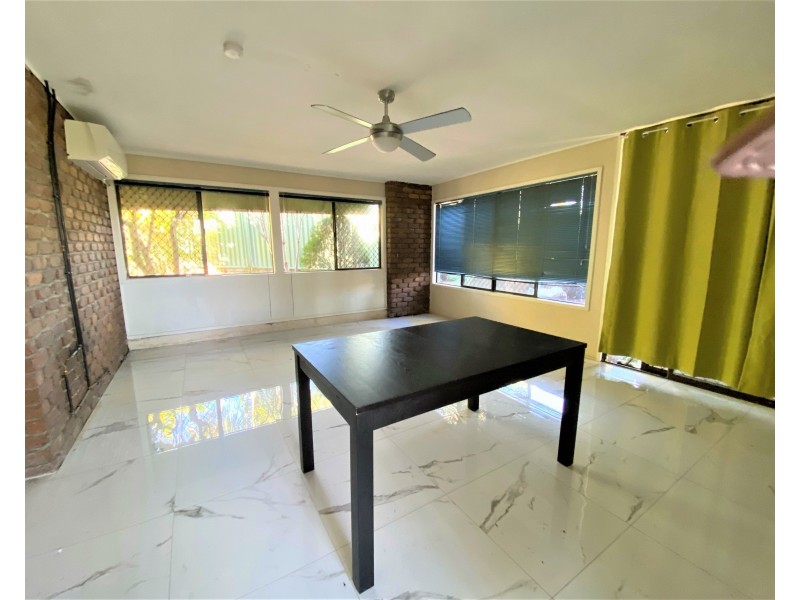 5 Boolka Close, Riverhills QLD 4074