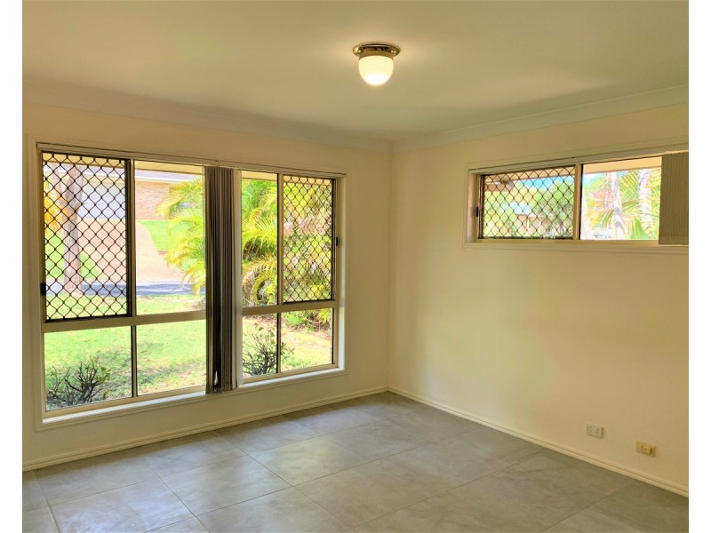 21 Carissa Street, Sinnamon Park QLD 4073