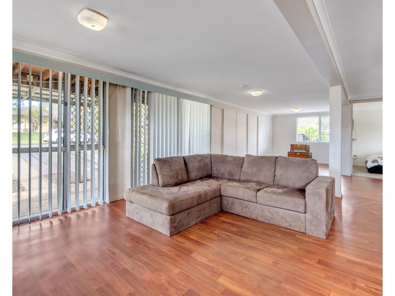 15 Pantheon Street, Jindalee QLD 4074