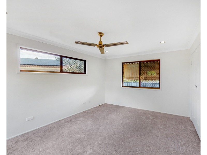 4 Balaton Street, Riverhills QLD 4074