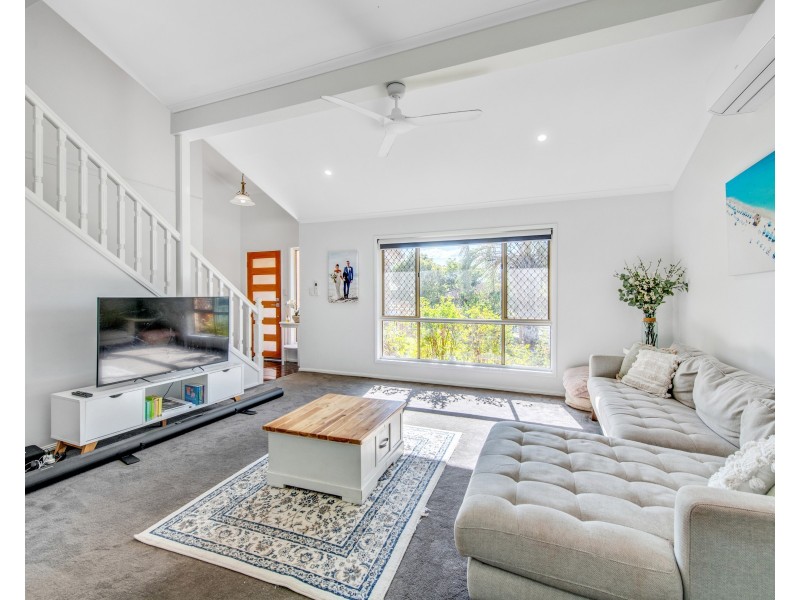 28 Paluna Street, Riverhills QLD 4074