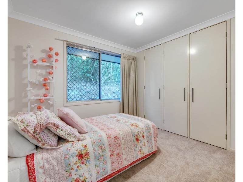 86 Yallambee Road, Jindalee QLD 4074