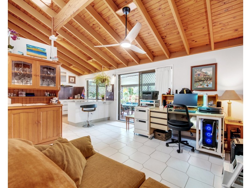 5 Eurabbie Street, Middle Park QLD 4074