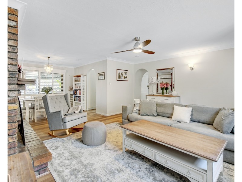 97 Tanglewood Street, Middle Park QLD 4074