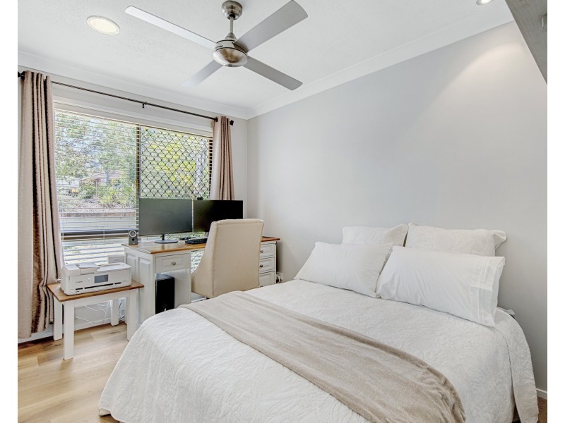 97 Tanglewood Street, Middle Park QLD 4074