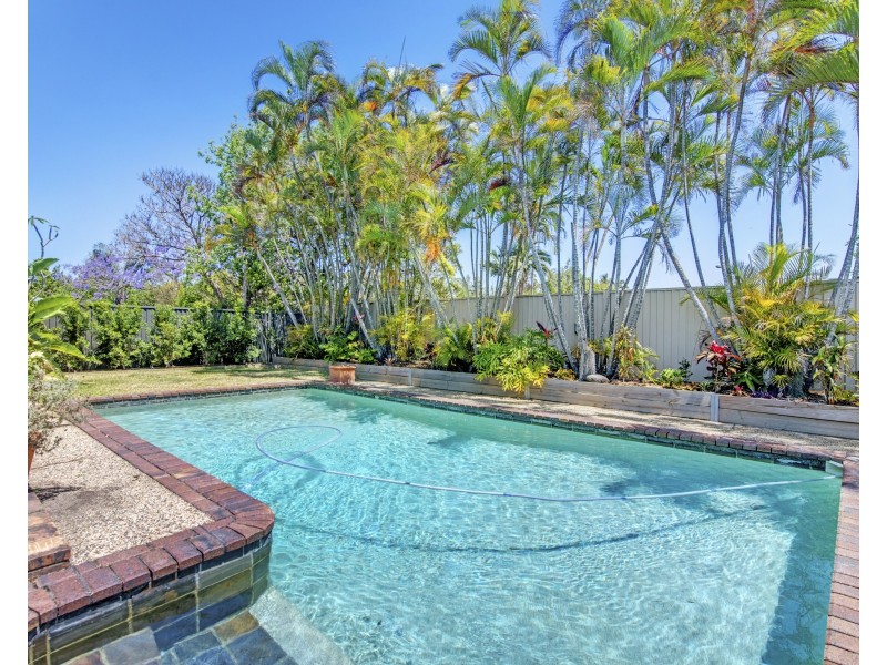 97 Tanglewood Street, Middle Park QLD 4074