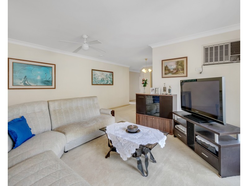 28 Banksia Circuit, Forest Lake QLD 4078