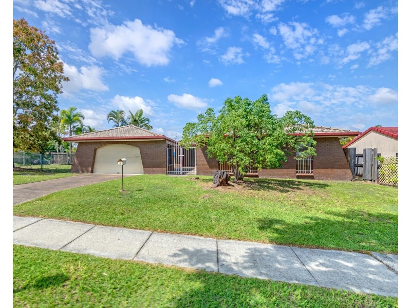 10 Loffs Road, Jamboree Heights QLD 4074