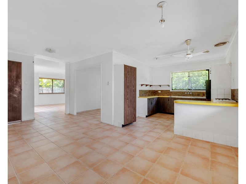 10 Loffs Road, Jamboree Heights QLD 4074