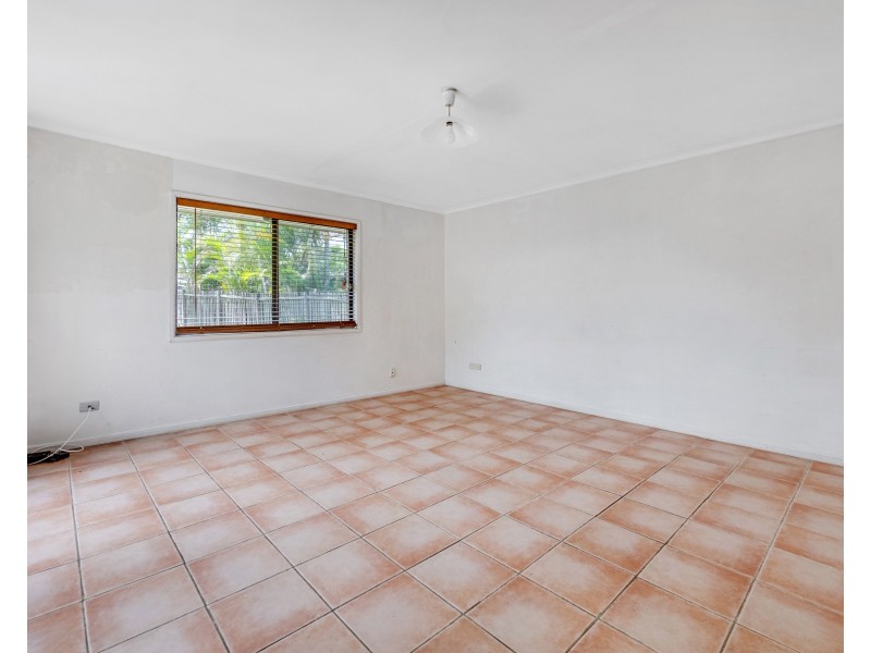 10 Loffs Road, Jamboree Heights QLD 4074