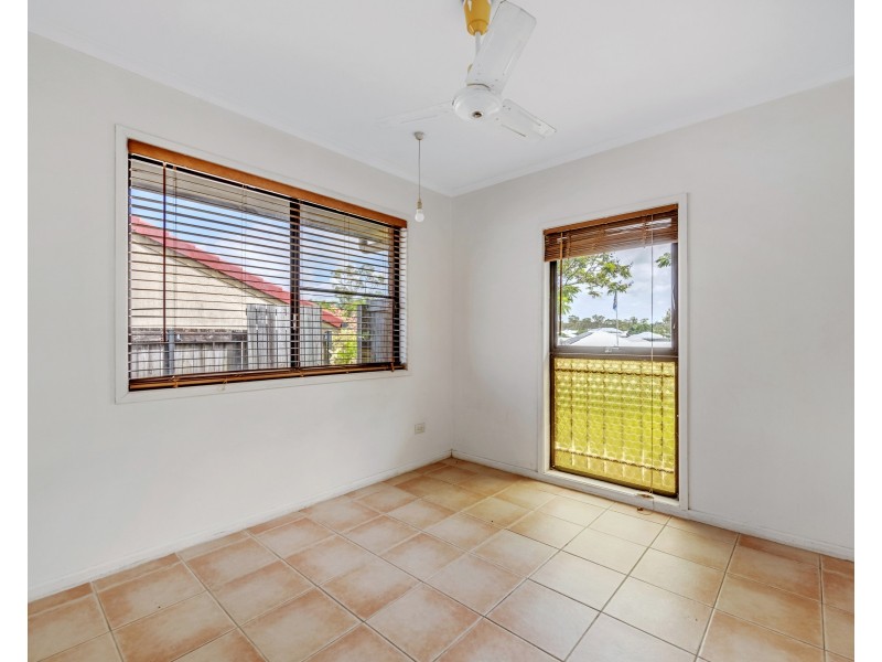 10 Loffs Road, Jamboree Heights QLD 4074