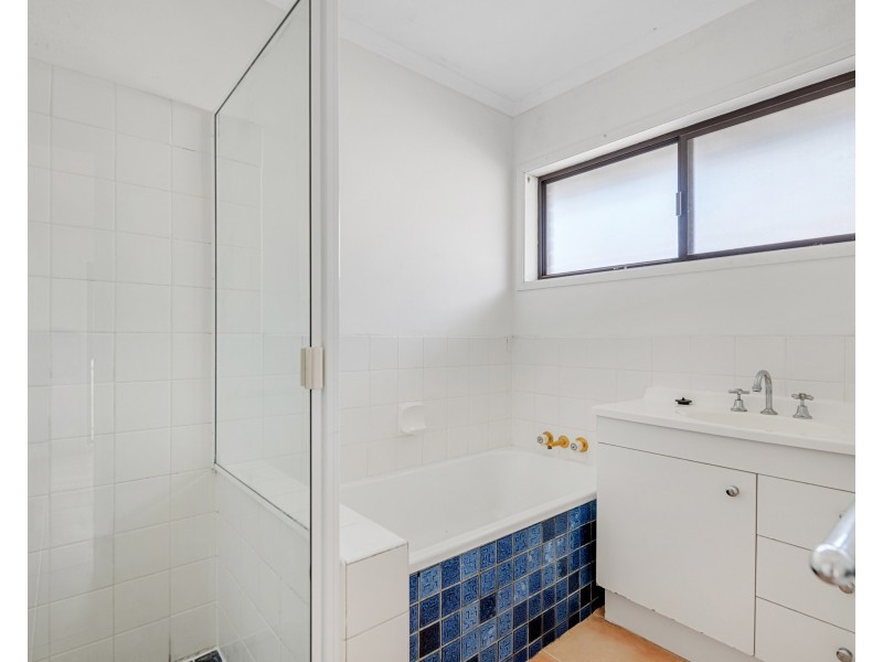 10 Loffs Road, Jamboree Heights QLD 4074