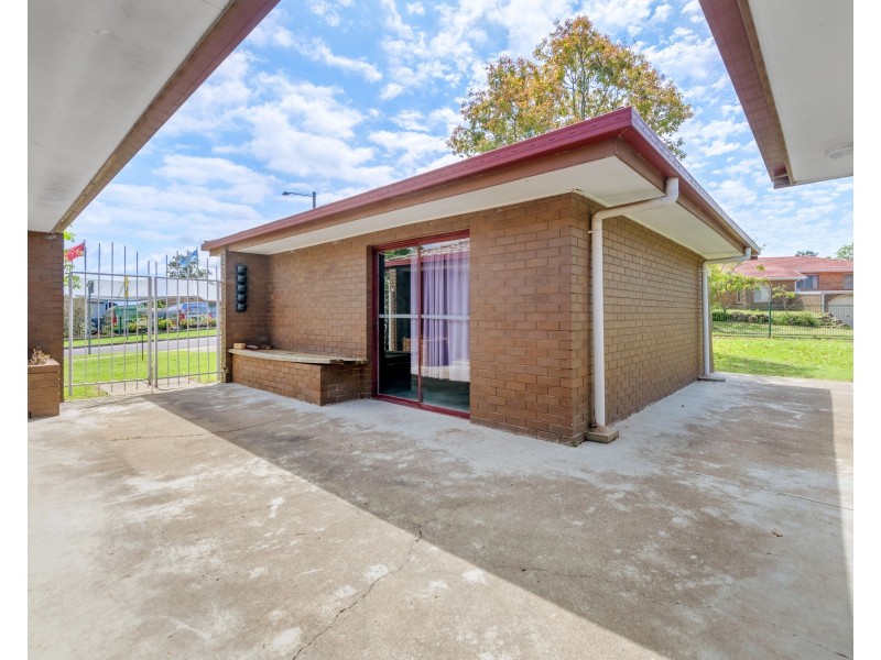 10 Loffs Road, Jamboree Heights QLD 4074
