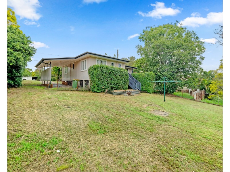 16 Elms Street, Bundamba QLD 4304