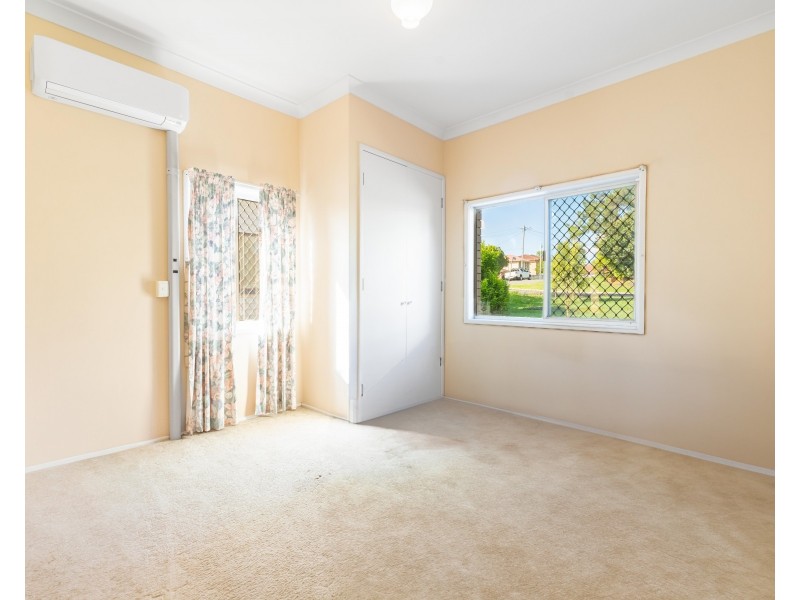 122 Stratheden Street, Darra QLD 4076