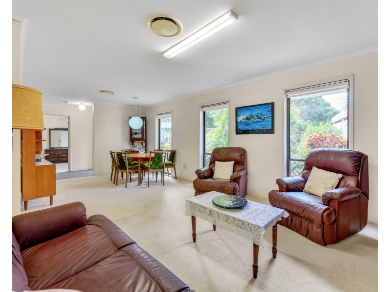 5 Madura Close, Westlake QLD 4074