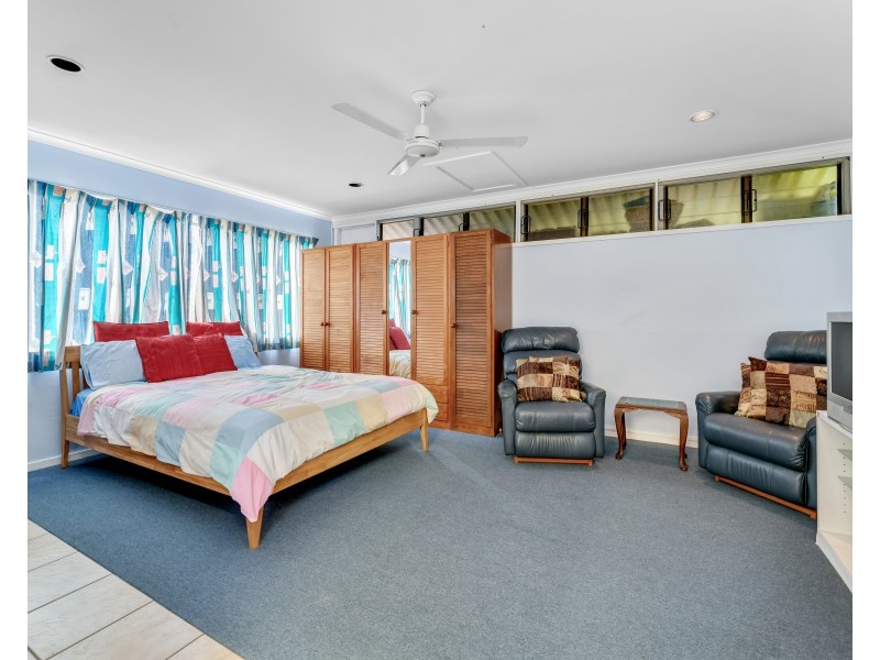 5 Madura Close, Westlake QLD 4074