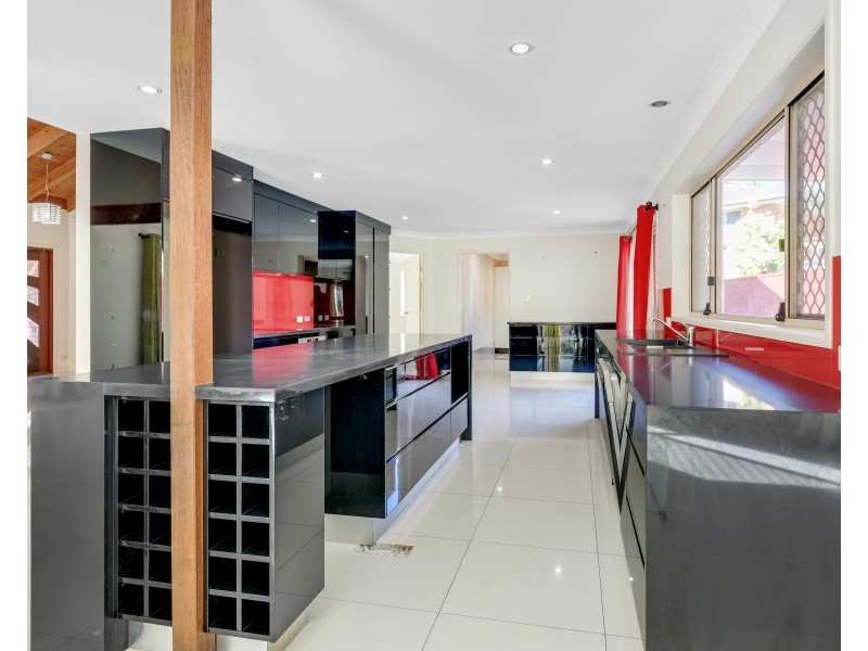 37 Capitol Drive, Jindalee QLD 4074