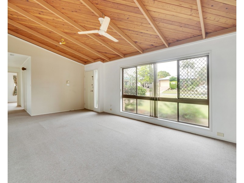 9 Athos Street, Riverhills QLD 4074