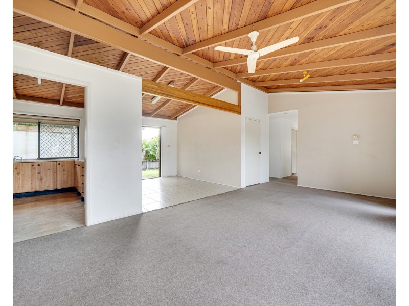 9 Athos Street, Riverhills QLD 4074