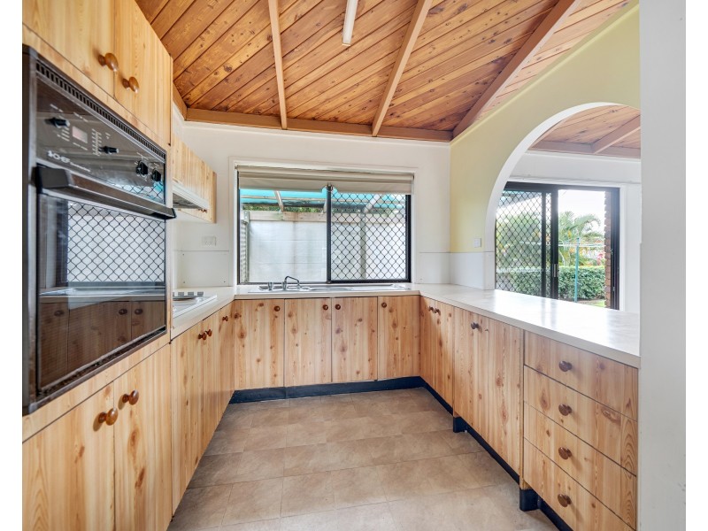 9 Athos Street, Riverhills QLD 4074