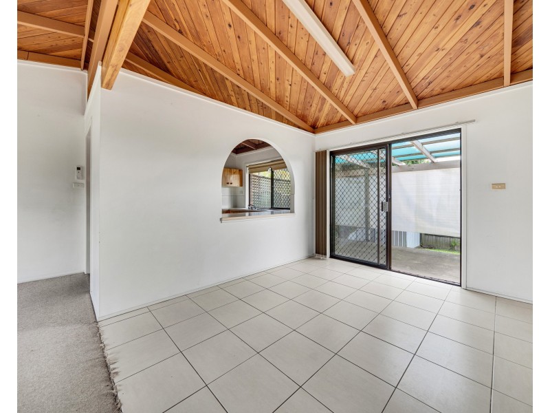 9 Athos Street, Riverhills QLD 4074