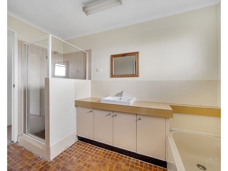 9 Athos Street, Riverhills QLD 4074