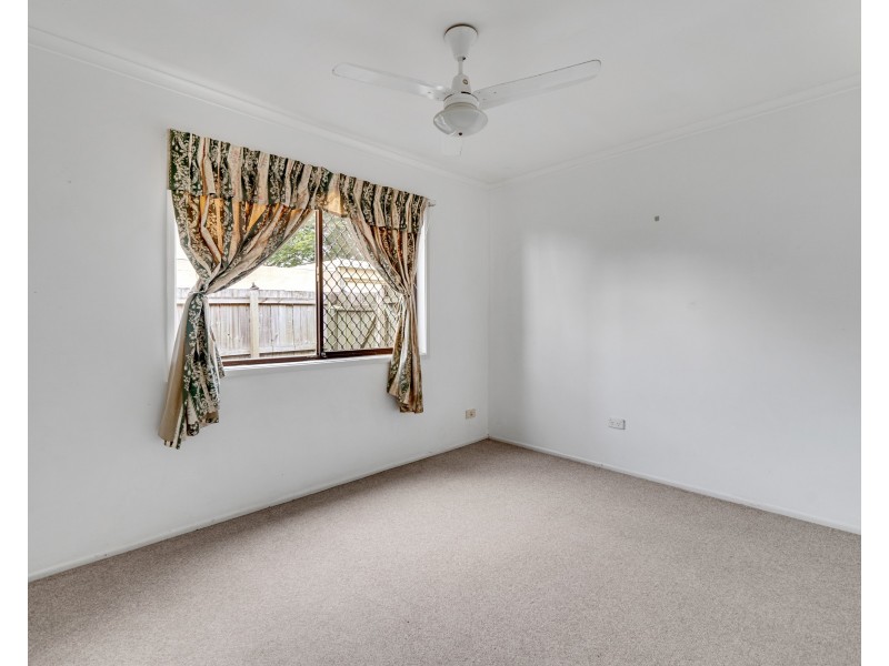 9 Athos Street, Riverhills QLD 4074