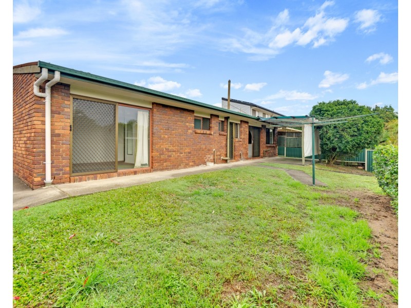 9 Athos Street, Riverhills QLD 4074