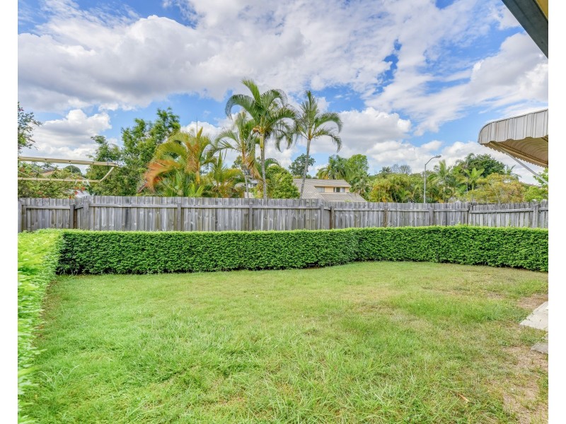 27/11 Meadow Place, Middle Park QLD 4074