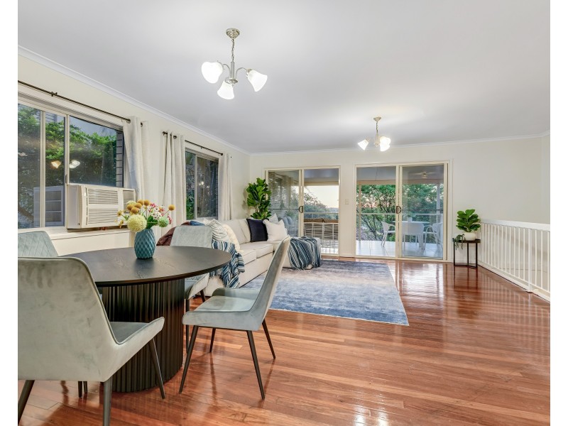 40 Pennant Street, Jamboree Heights QLD 4074