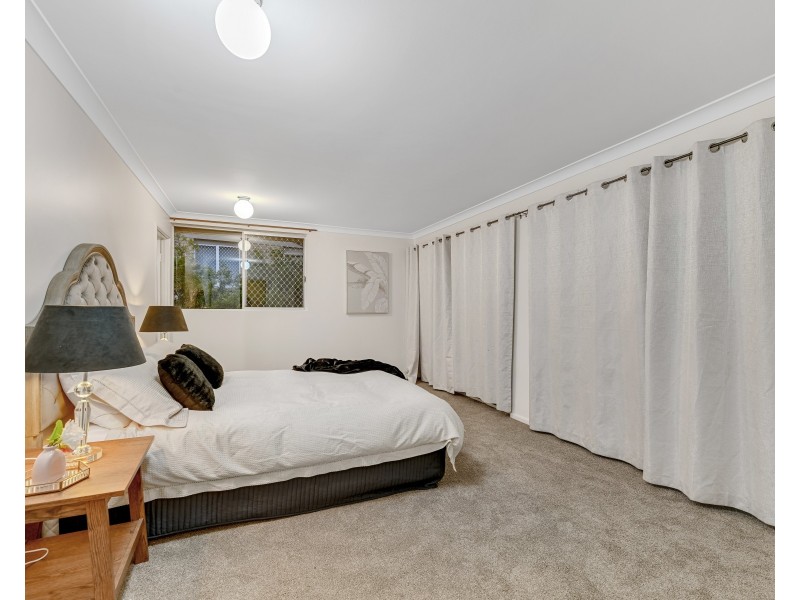 40 Pennant Street, Jamboree Heights QLD 4074