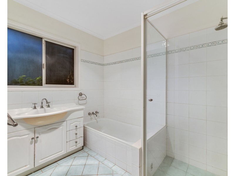 40 Pennant Street, Jamboree Heights QLD 4074