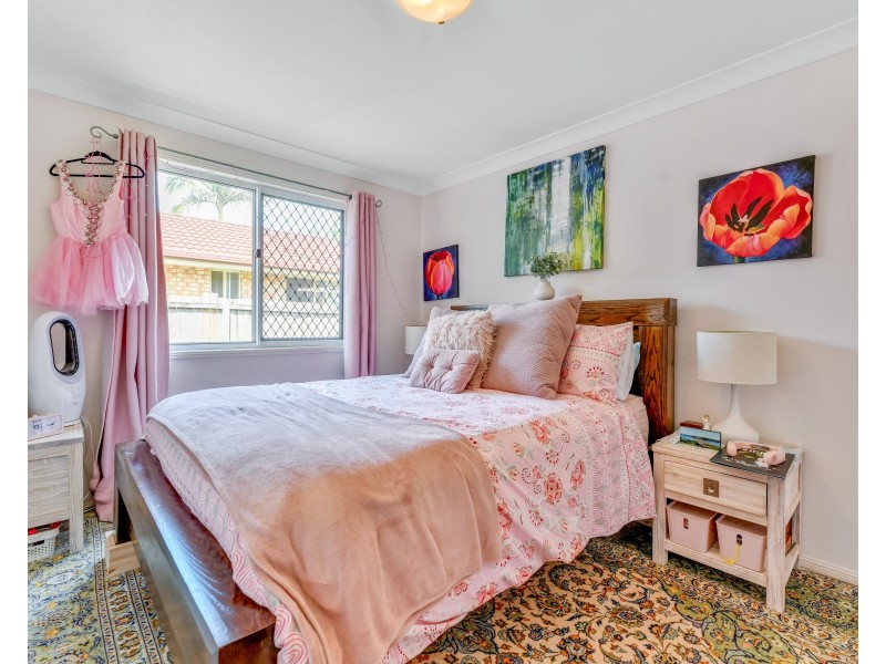 1 Chapman Place, Oxley QLD 4075