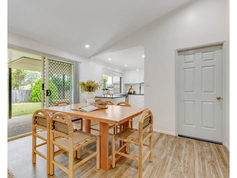 9 Blenheim Close, Forest Lake QLD 4078