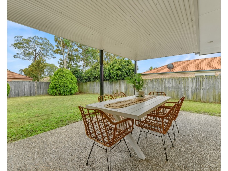 9 Blenheim Close, Forest Lake QLD 4078