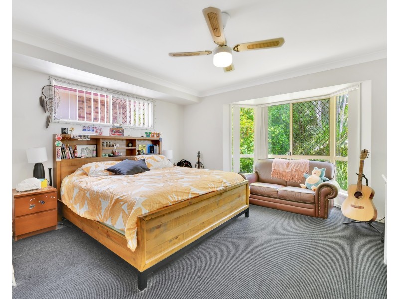 32 Camelot Crescent, Middle Park QLD 4074