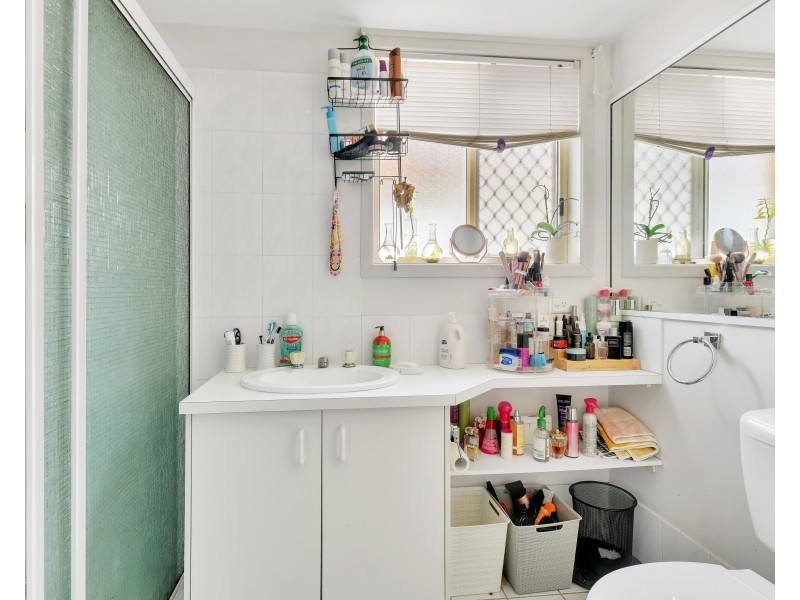 32 Camelot Crescent, Middle Park QLD 4074