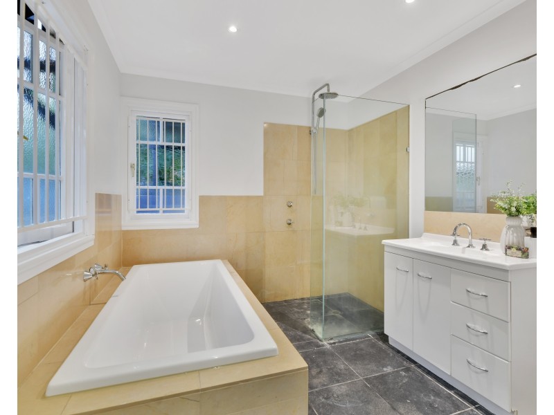 19 Pratten Street, Corinda QLD 4075