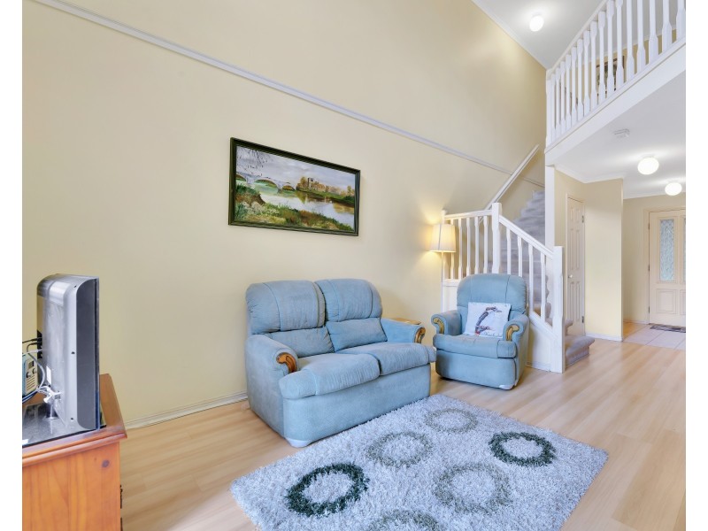 11/264 Sumners Road, Riverhills QLD 4074