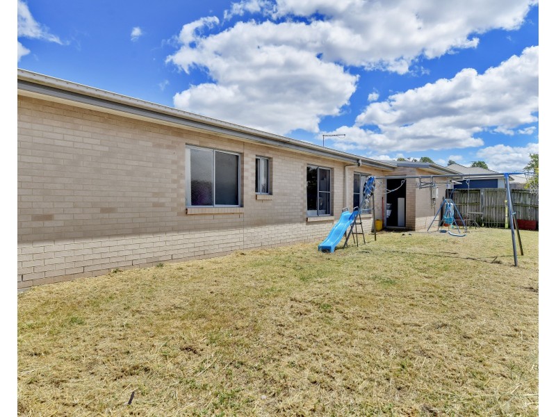 10 Freya Street, Brassall QLD 4305