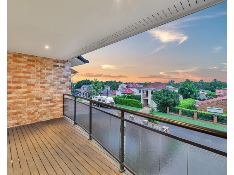 10 Bartok Place, Mount Ommaney QLD 4074