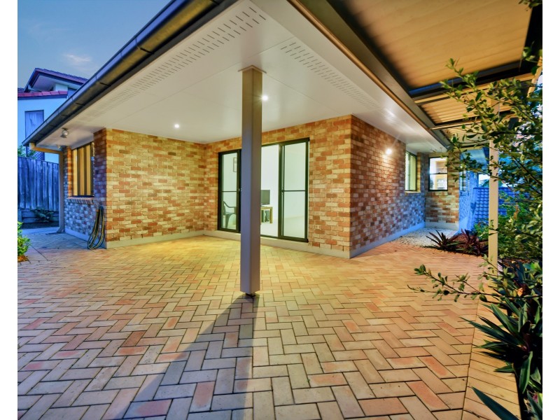 10 Bartok Place, Mount Ommaney QLD 4074