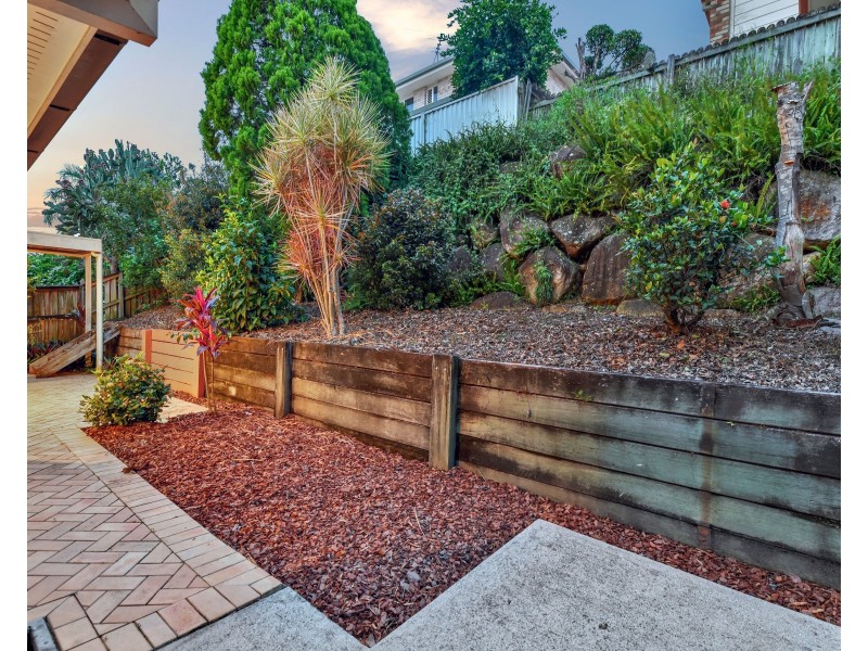 10 Bartok Place, Mount Ommaney QLD 4074