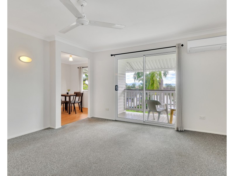 18 Pack Street, Jamboree Heights QLD 4074