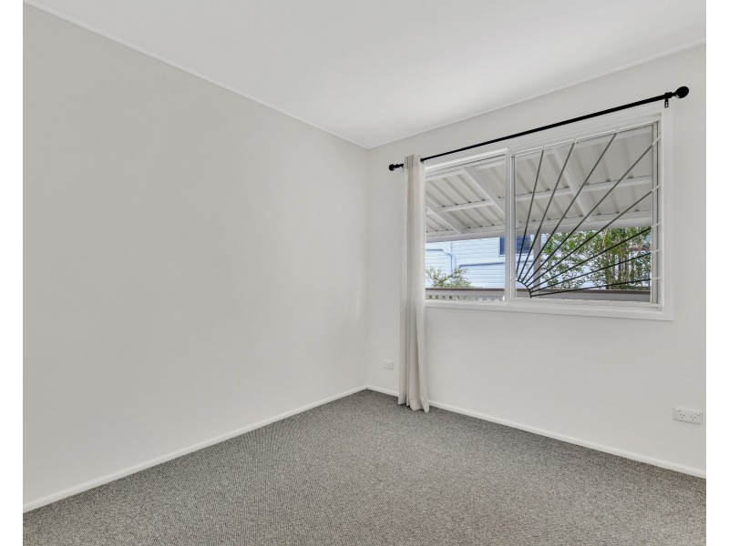 18 Pack Street, Jamboree Heights QLD 4074