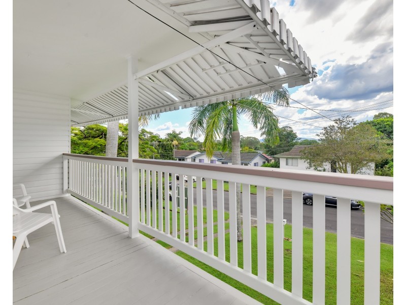 18 Pack Street, Jamboree Heights QLD 4074