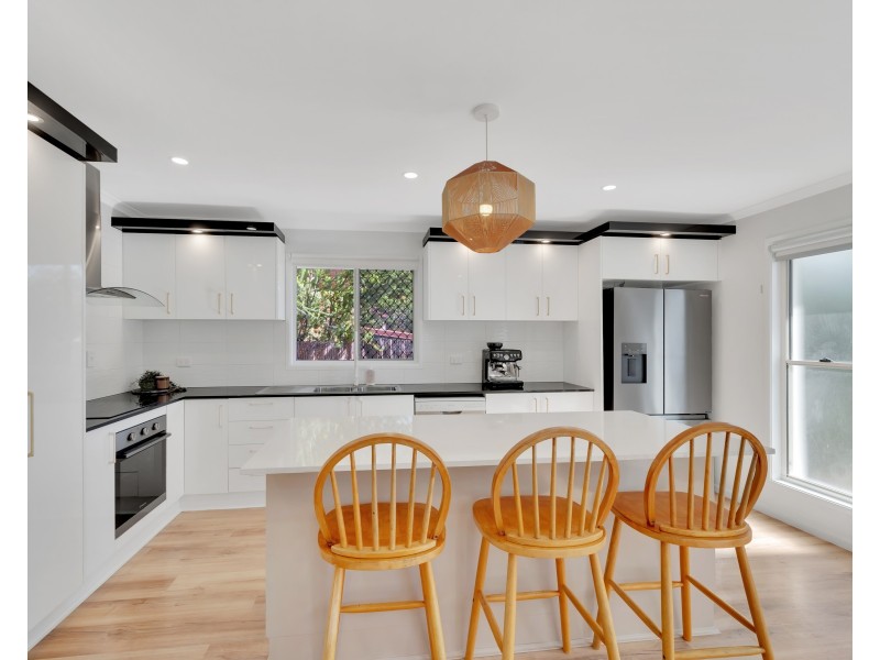 4 Kangaloon Street, Jindalee QLD 4074