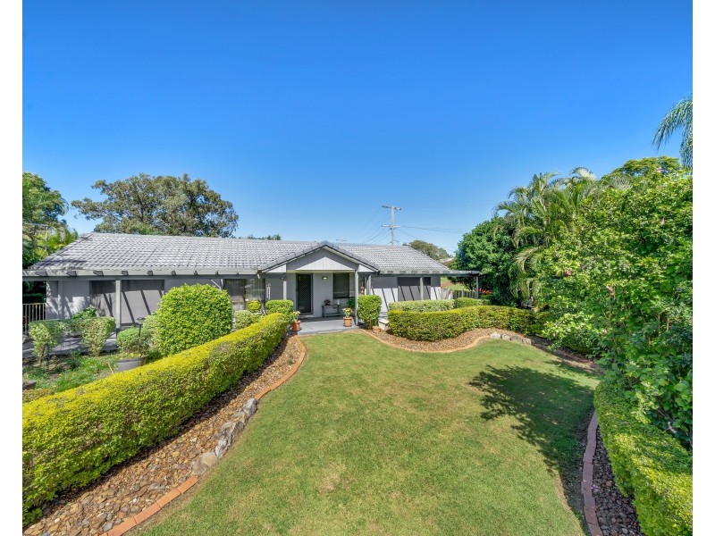 2 W G Hayden Drive, Collingwood Park QLD 4301