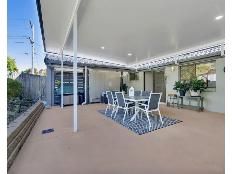 2 W G Hayden Drive, Collingwood Park QLD 4301